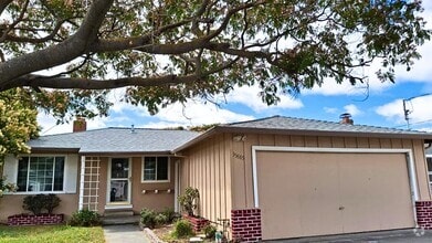 Building Photo - 35885 Adobe Dr