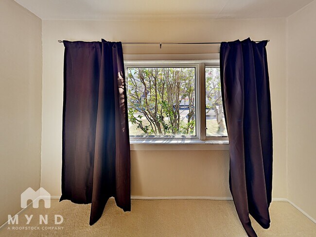 Building Photo - 2700 18th St