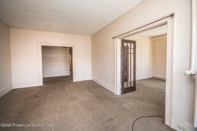 Building Photo - 1827-1829 Main St