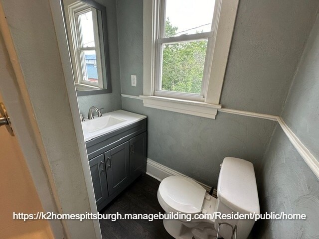 Building Photo - 900 Meldon Ave