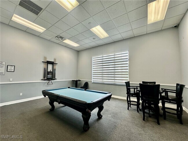 Building Photo - 1760 Birdie Dr
