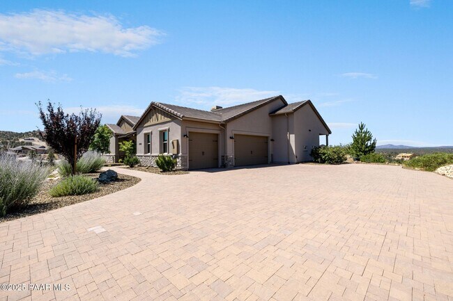 Building Photo - 12665 Gyda Cir