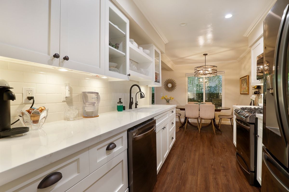 Building Photo - 4528 Colbath Ave