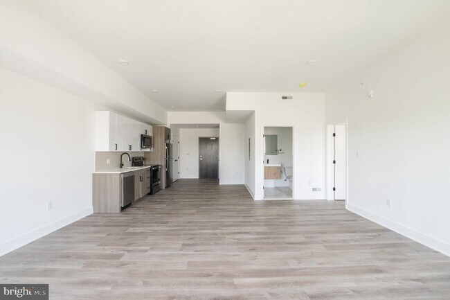 Building Photo - 1420 Point Breeze Ave