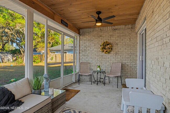 Building Photo - 87159 Chesapeake Ave