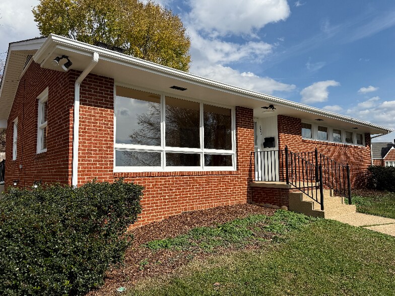 Primary Photo - 532 Bays View Rd