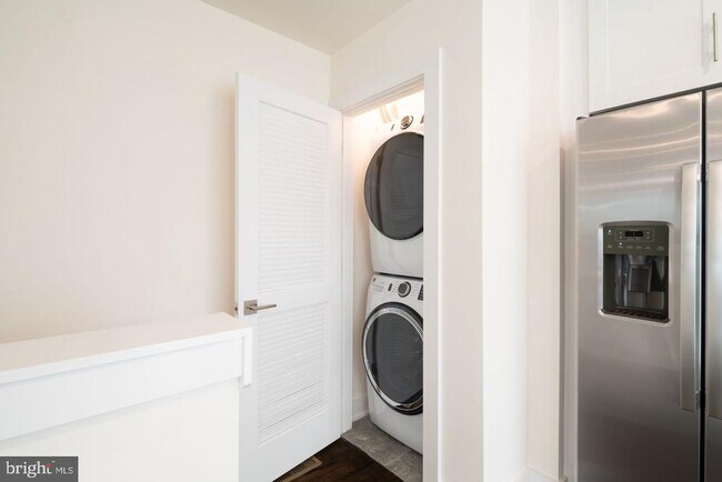 Building Photo - 1429 Germantown Ave