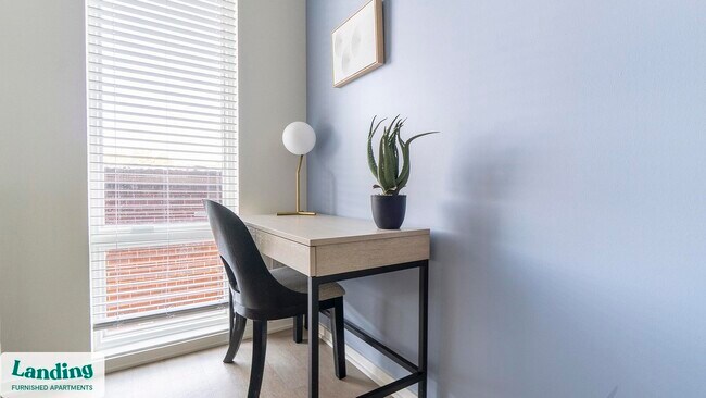 Building Photo - 815 Madison St