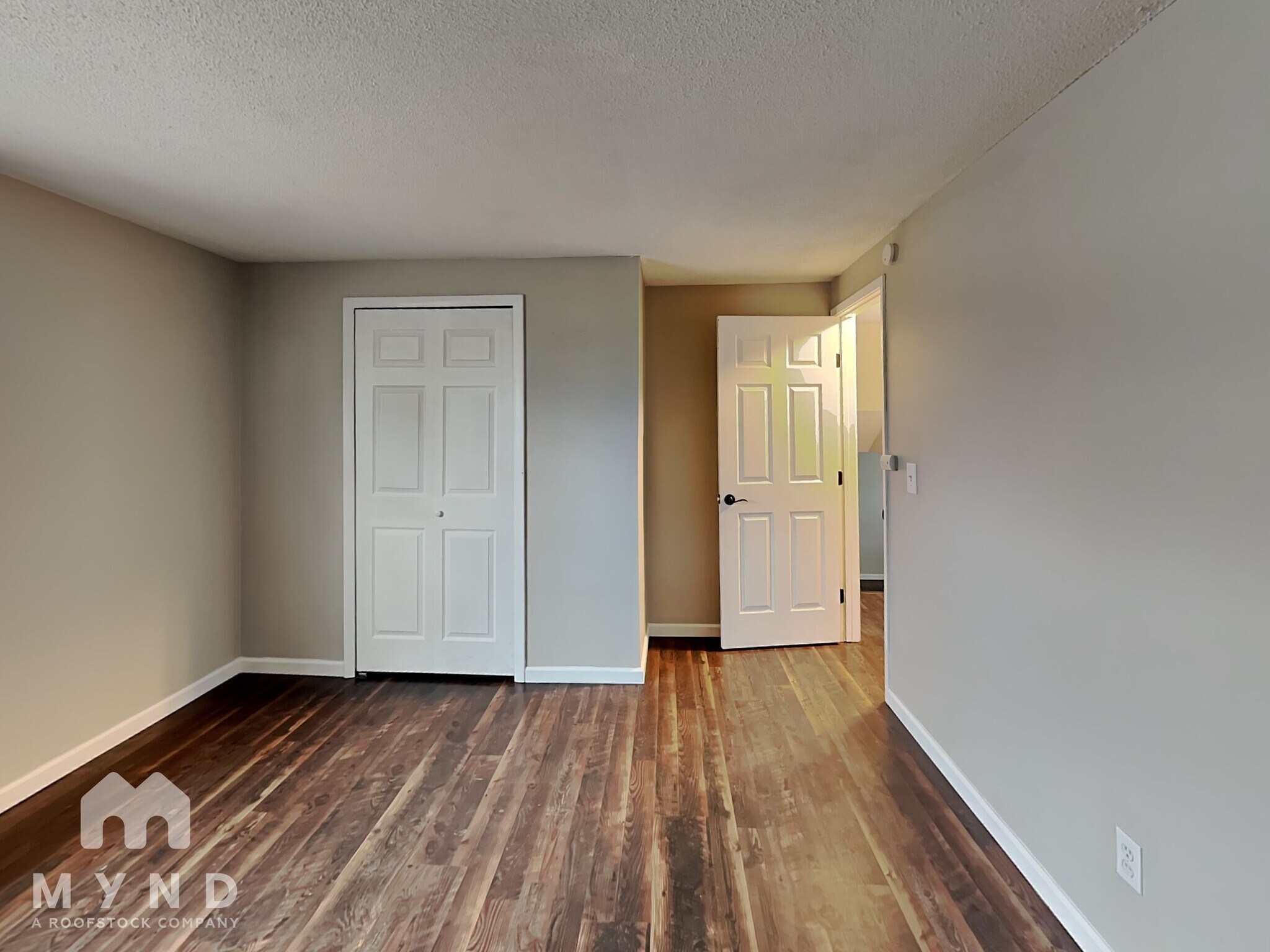 Building Photo - 3586 Richard Ave