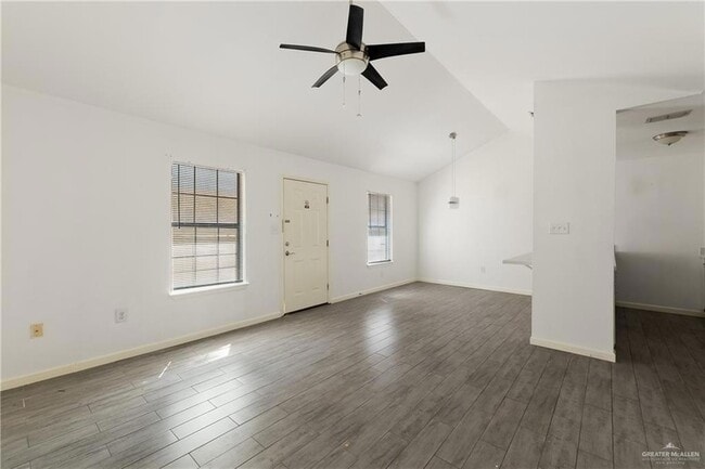 Building Photo - 901 Galveston Ave W
