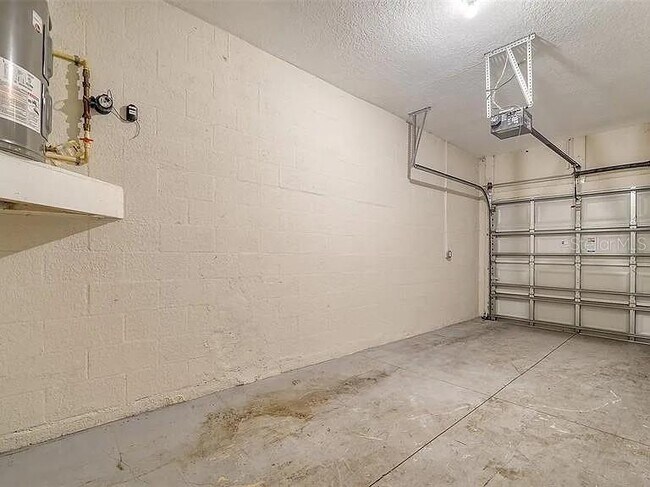 Building Photo - 7983 Limestone Ln