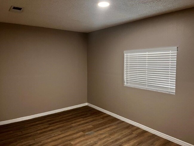 Building Photo - 5114 Danny Boy Cir