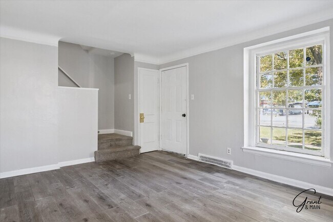 Building Photo - 18330/18332 Kelly Rd - Naama Cohen