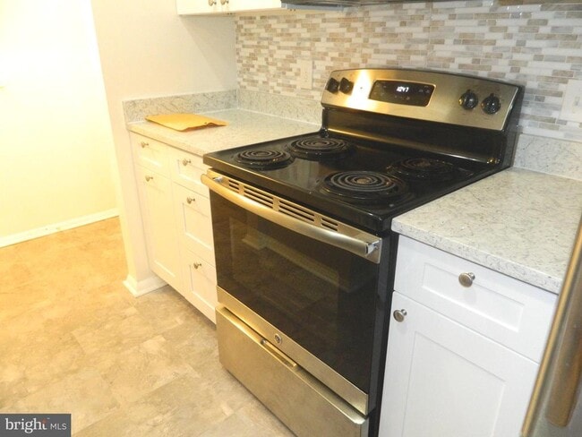 Building Photo - 7925 Coriander Dr