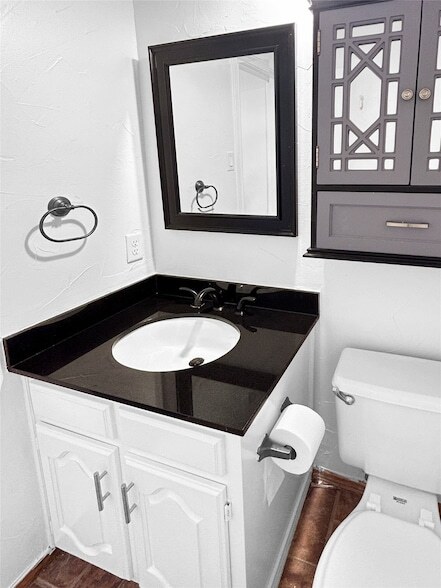 Building Photo - 2409 Glen Morris Rd