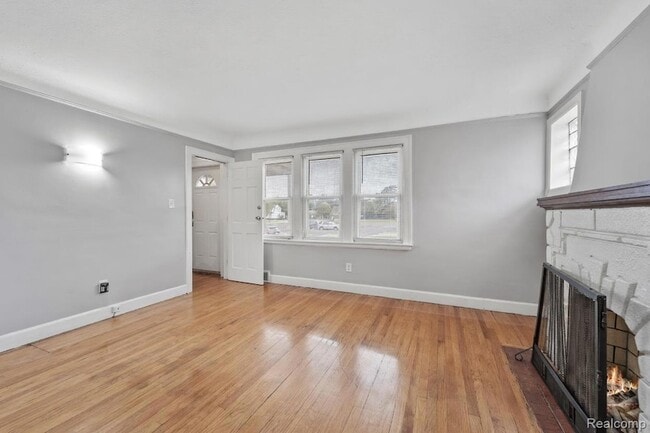 Building Photo - 1524 Cicotte Ave