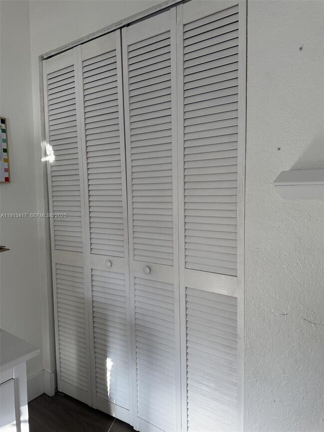 Building Photo - 3098 NW 20th Ct