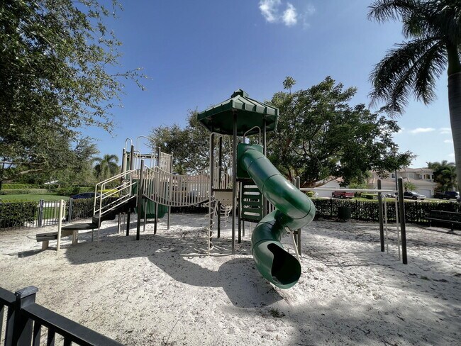 Building Photo - 4210 Key Lime Blvd