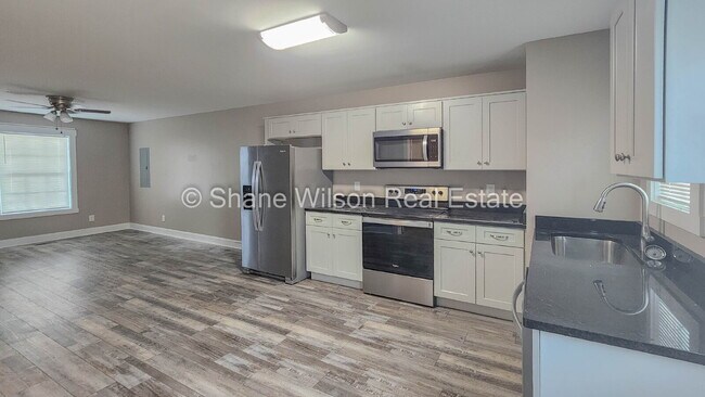 Building Photo - "Charming Rocky Face Duplex: Spacious 2-Be...