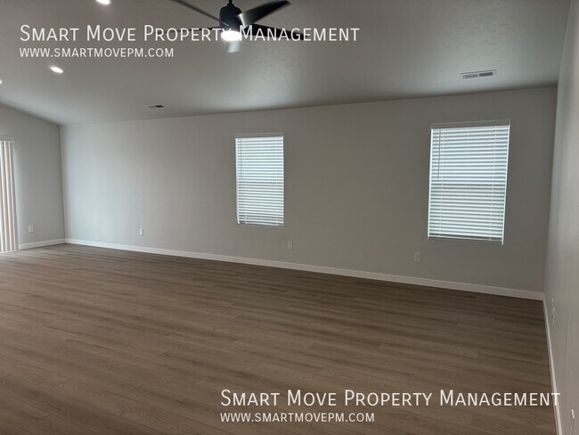 Building Photo - 3343 W Morere Dr