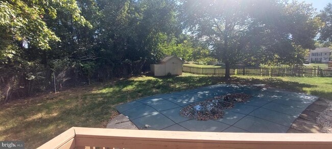 Building Photo - 6135 Fieldcrest Ct
