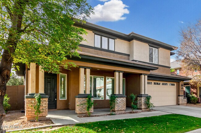 Building Photo - 3751 E Palo Verde St