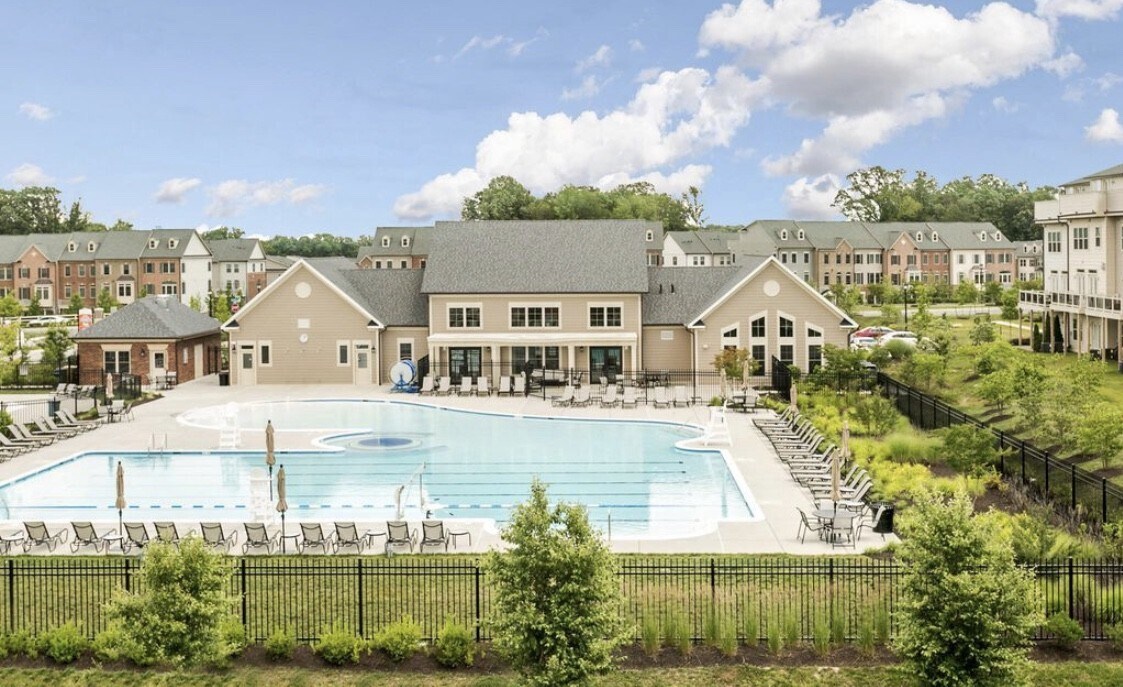 Building Photo - 7723 Duncannon Ln