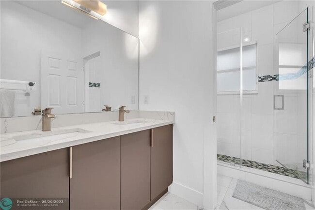 Building Photo - 2203 SW 132nd Way