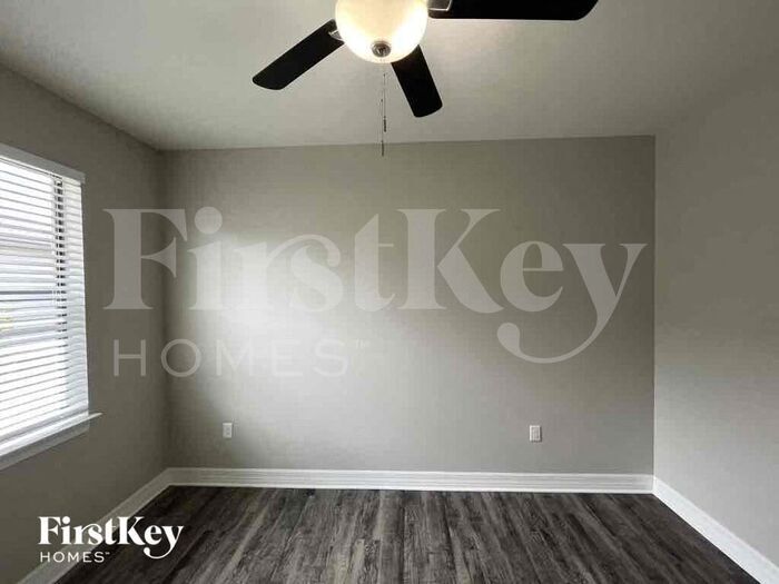 Building Photo - 2535 Marton Oak Blvd