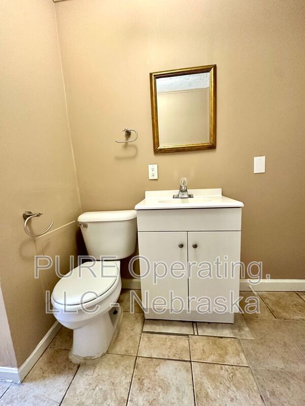 Building Photo - 1504 N 35th St