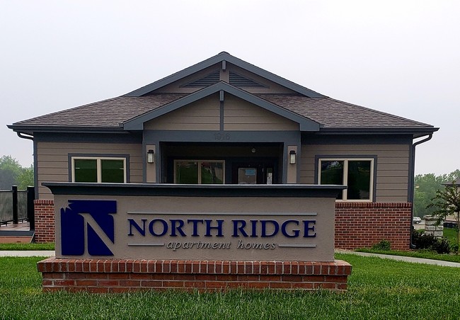 Building Photo - North Ridge