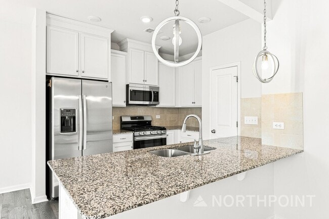 Building Photo - 3740 Yorkshire Pl