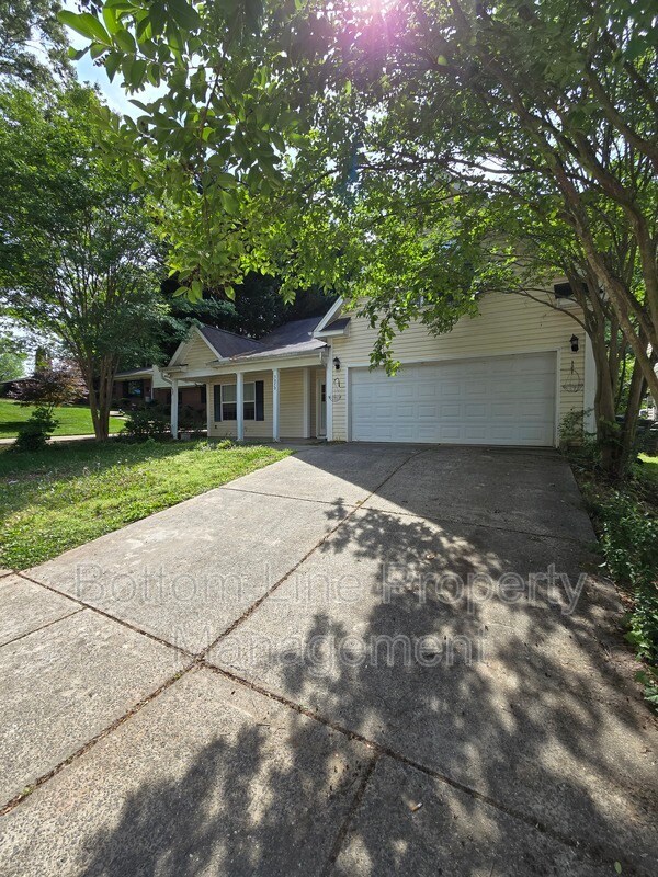 Building Photo - 3850 Fircrest Dr