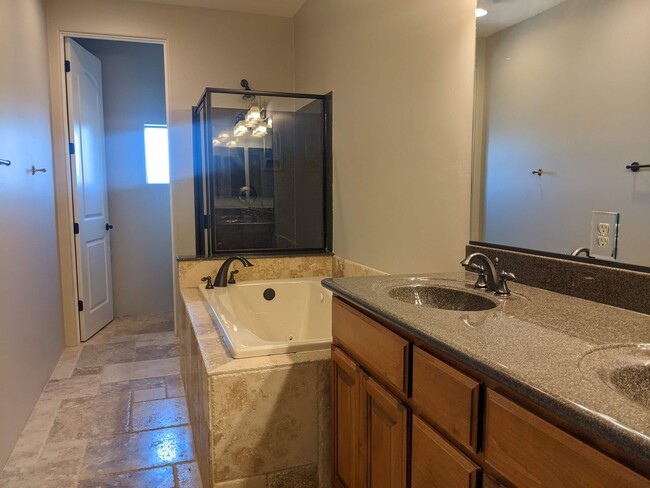 Building Photo - 3bd/2ba condo in Fountain Hills