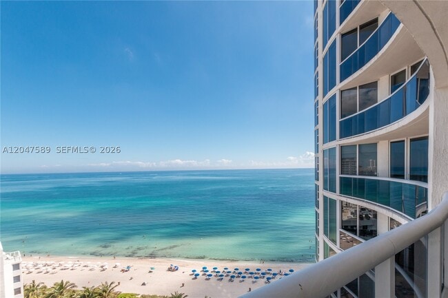 Building Photo - 17201 Collins Ave