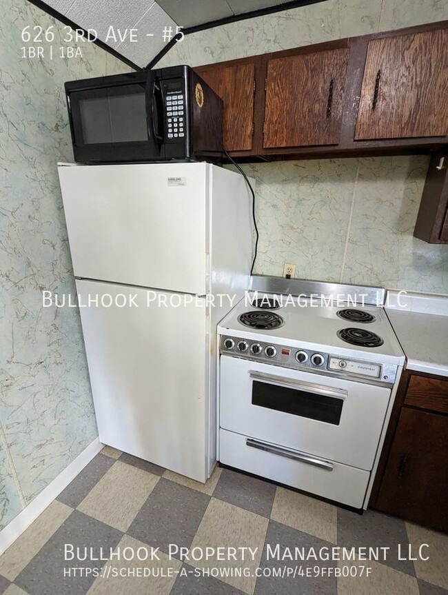 Building Photo - 1 bedroom furnished apartment Close to dow...