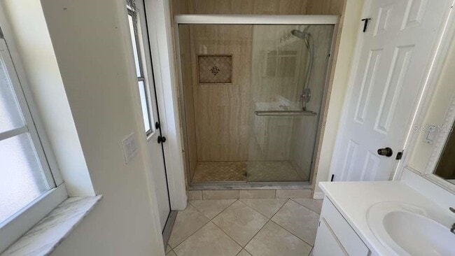 Building Photo - 10106 Stanton Ct