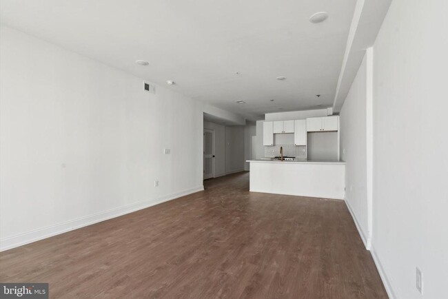 Building Photo - 1614 Ridge Ave