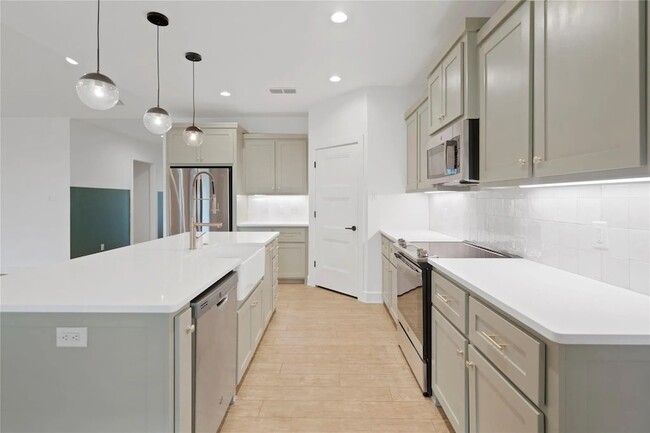 Building Photo - 4533 Seals Ln
