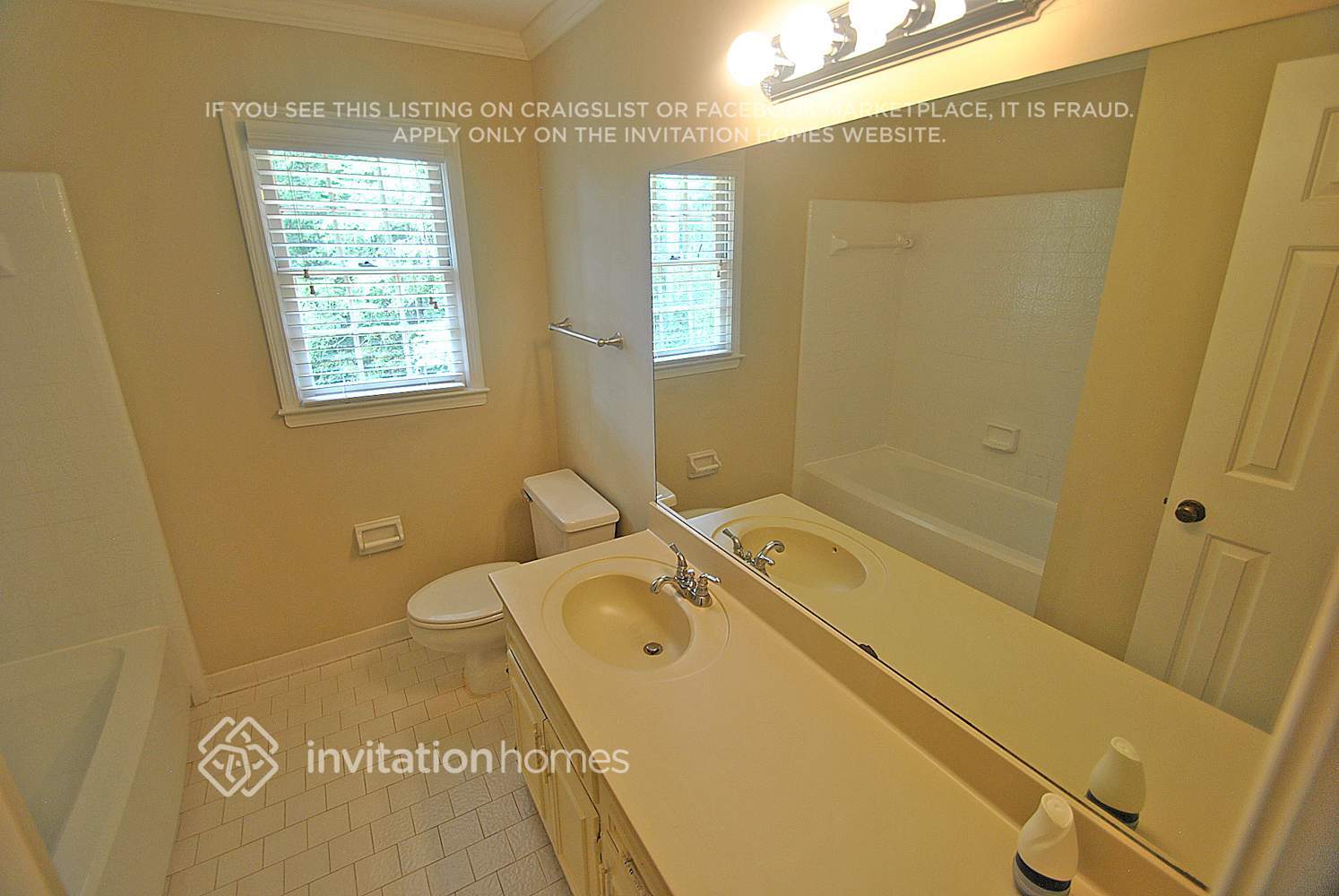 Building Photo - 427 Patterson Rd SW