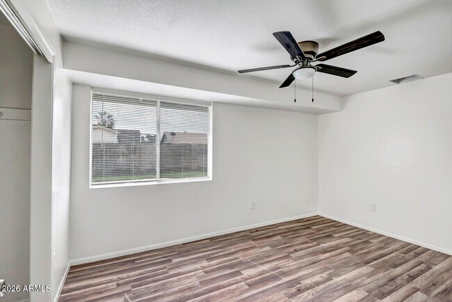 Building Photo - 5601 W Carol Ave