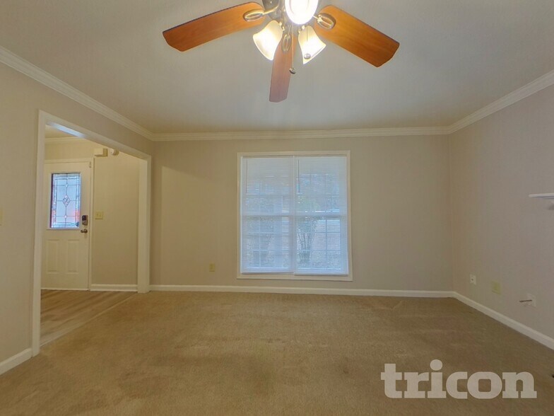 Building Photo - 1234 Shelton Way