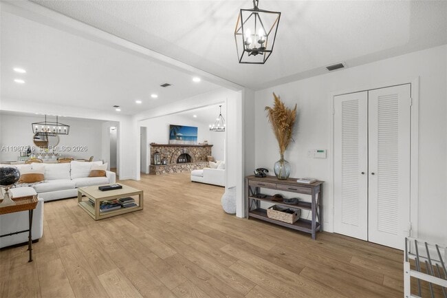 Building Photo - 14615 SW 77th Ct