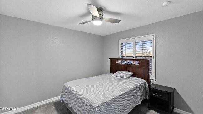 Building Photo - 871 Via Alegre Ln