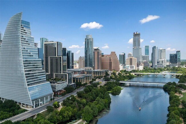 Building Photo - 301 West Ave