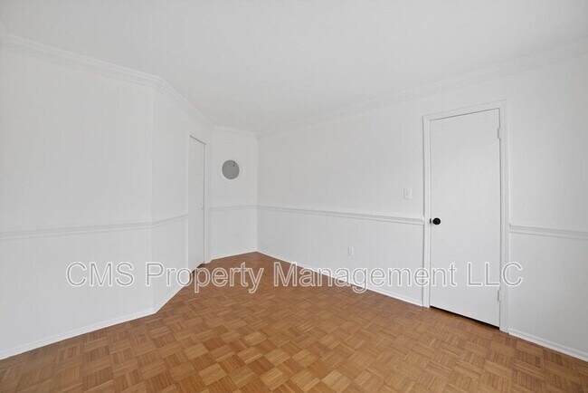 Building Photo - 1803 Poplar Ct