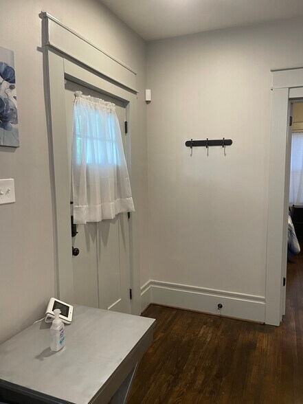 Building Photo - 2621 17th St Ensley