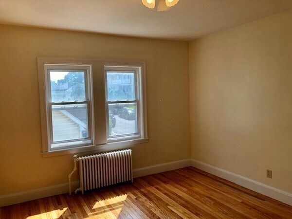 Building Photo - 12 Pinehurst St