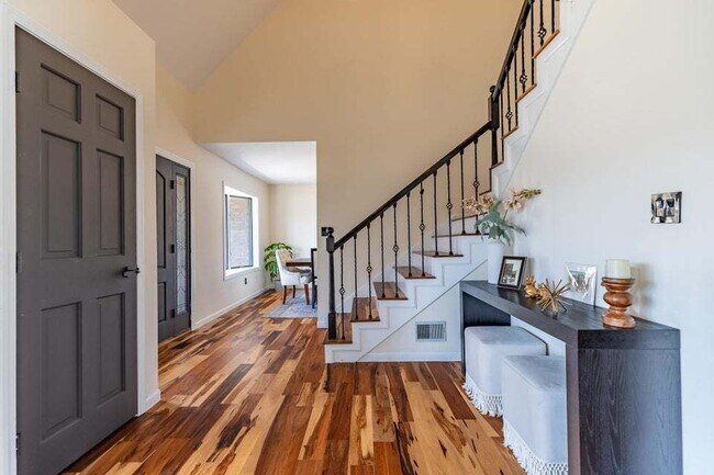 Building Photo - 9885 Belmont Ct