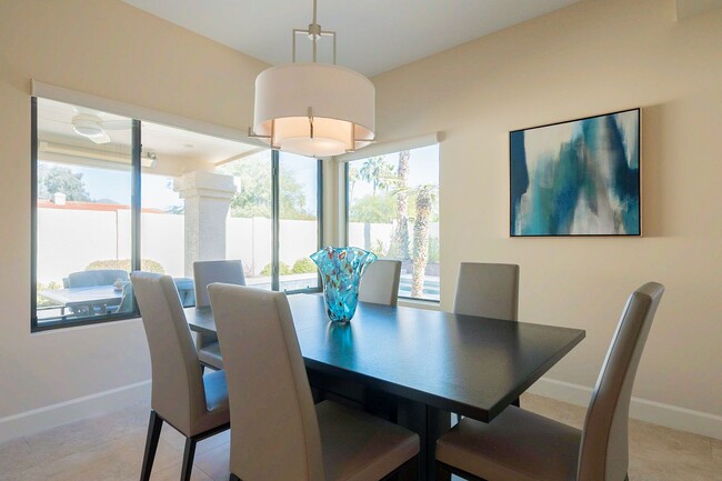Building Photo - PRIVATE POOL - 2 BEDROOMS PLUS DEN